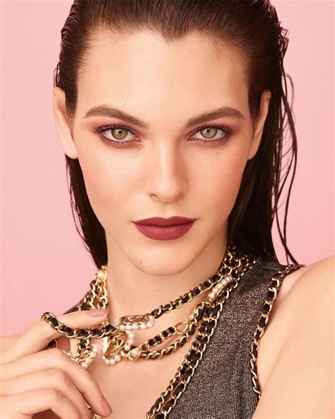 vittoria ceretti chanel makeup|vittoria ceretti rising sign.